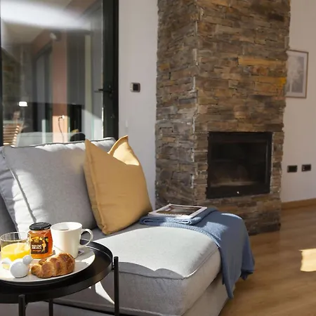 La Ventana De Saras By Bevalle